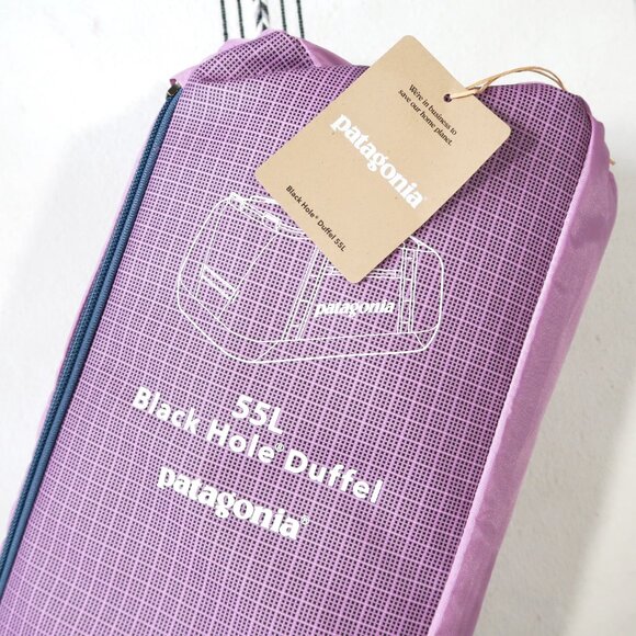 NWT Patagonia Black Hole Duffel 55L Brisk Purple - Picture 2 of 7